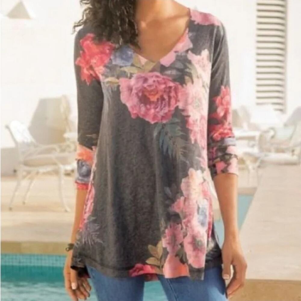 Soft Surroundings Midnight Blooms Floral Shirt Gray size Small